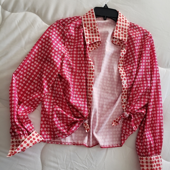 Top - Picture 1 of 1